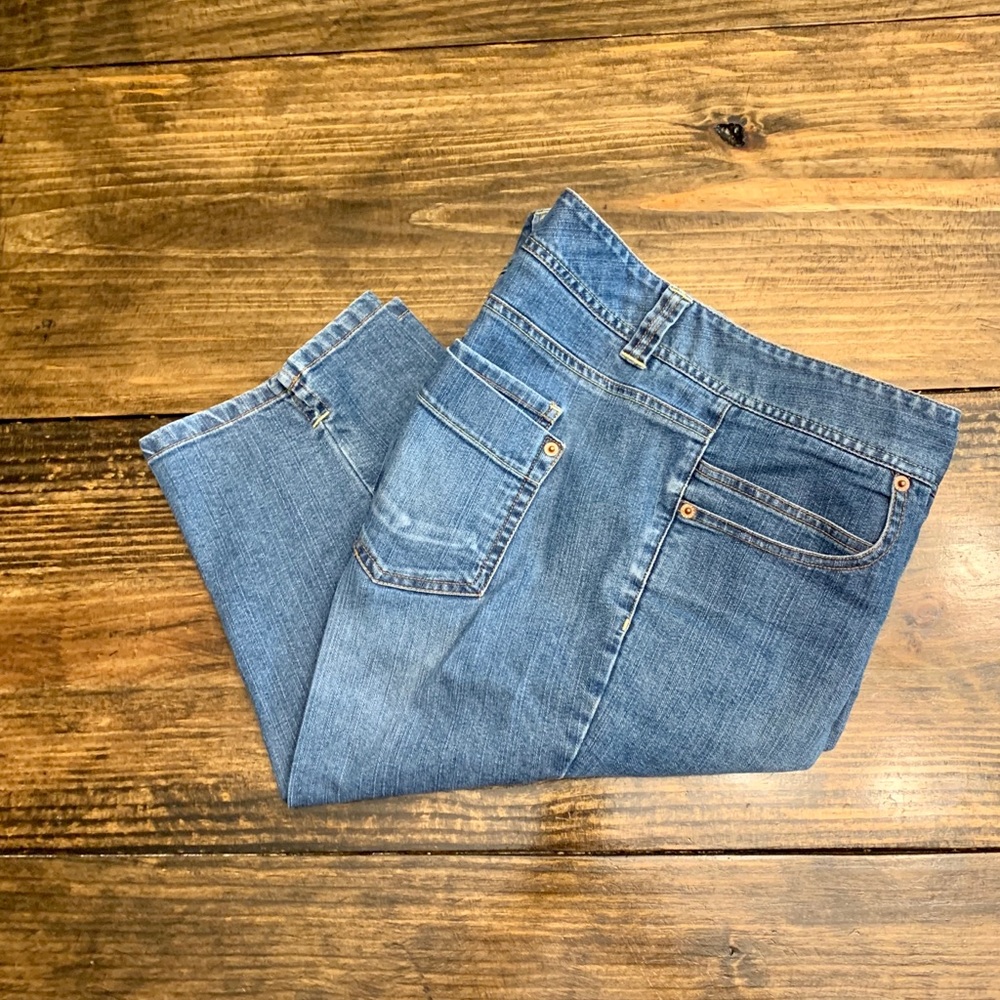 G.H. Bass Women’s Blue Jean Capris (12)